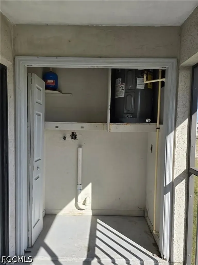 4815 Triton Court E Cape Coral FL 33904