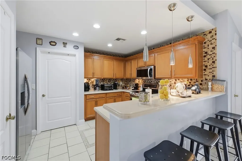 2612 Ceitus Parkway Cape Coral FL 33991