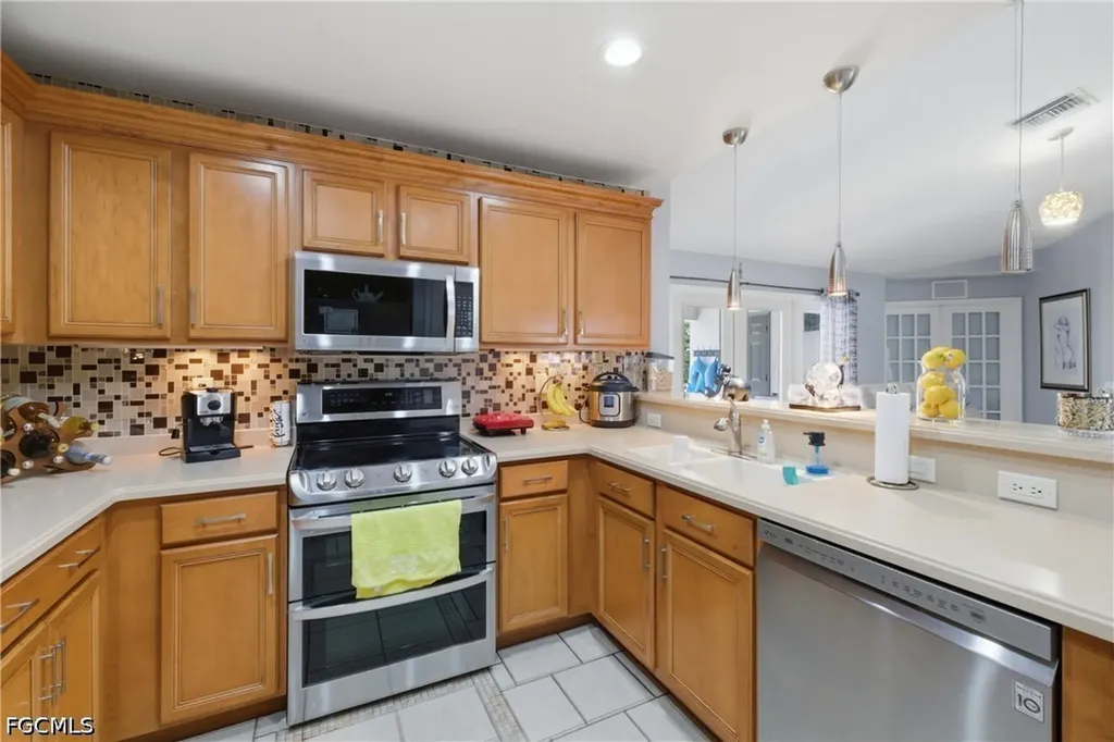 2612 Ceitus Parkway Cape Coral FL 33991
