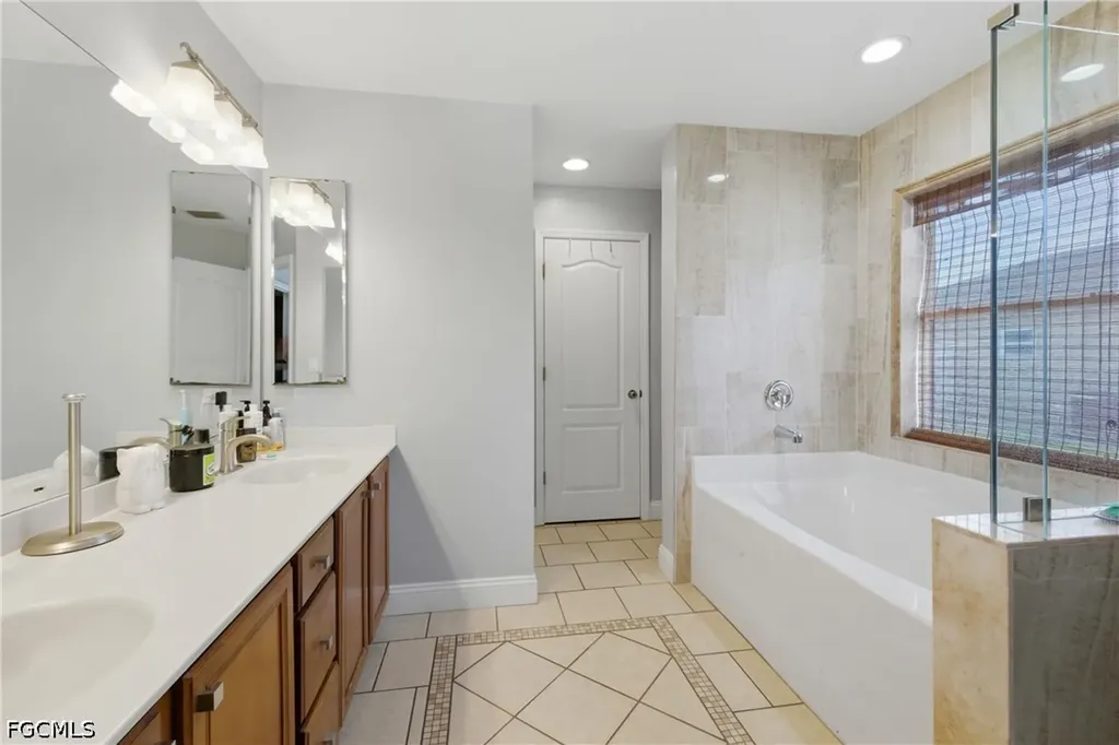 2612 Ceitus Parkway Cape Coral FL 33991