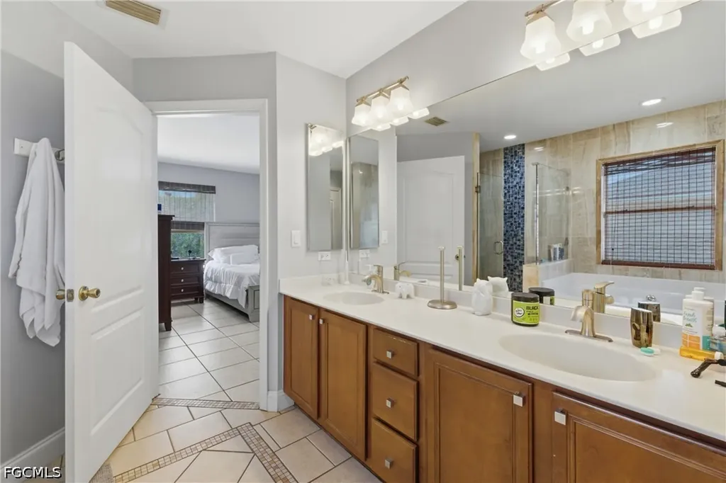2612 Ceitus Parkway Cape Coral FL 33991