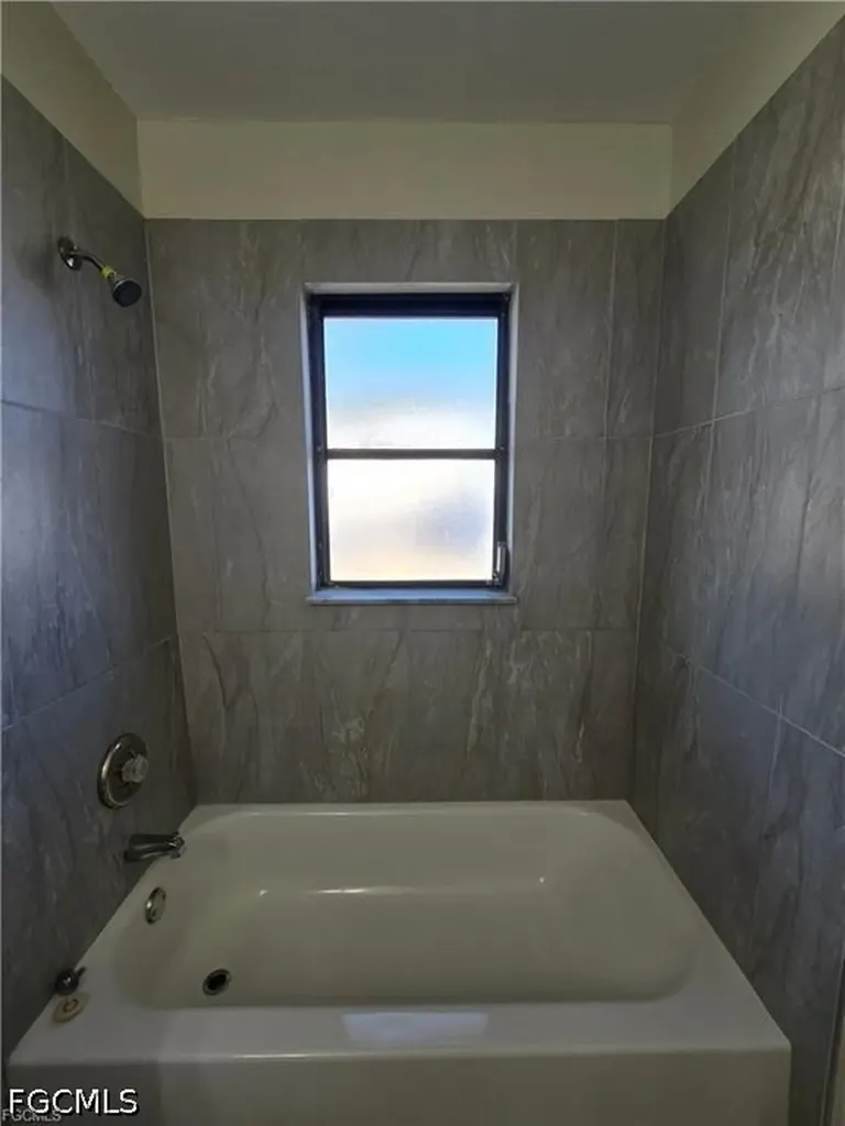 4803 Triton Court E Cape Coral FL 33904