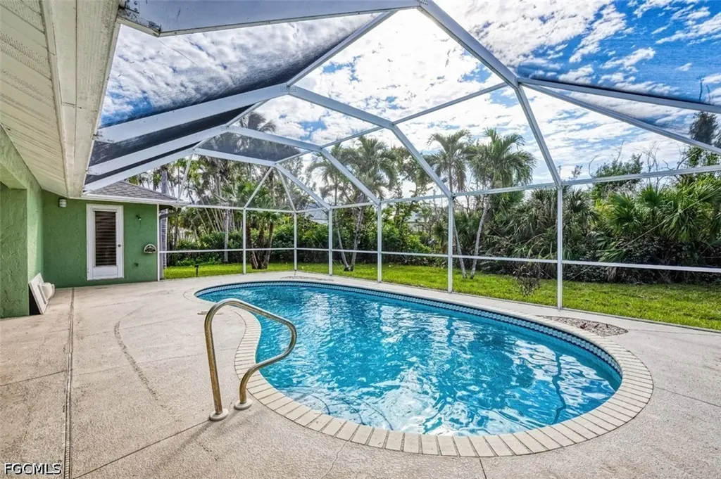 1380 Albatross Road Sanibel FL 33957