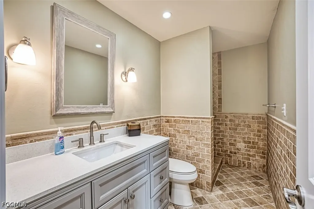 1380 Albatross Road Sanibel FL 33957