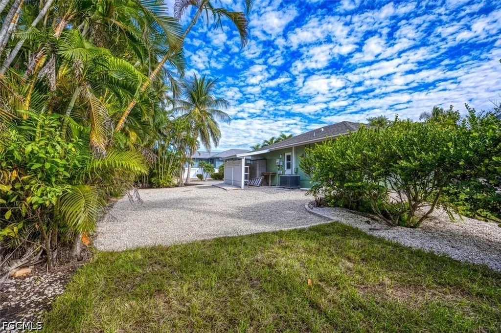 1380 Albatross Road Sanibel FL 33957