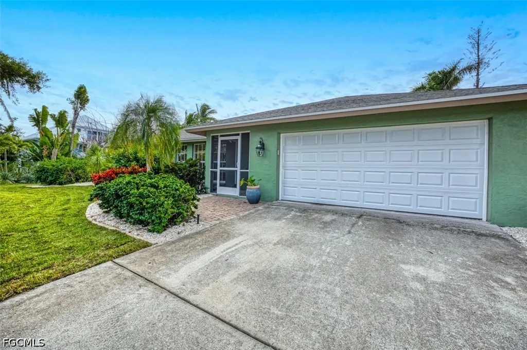 1380 Albatross Road Sanibel FL 33957