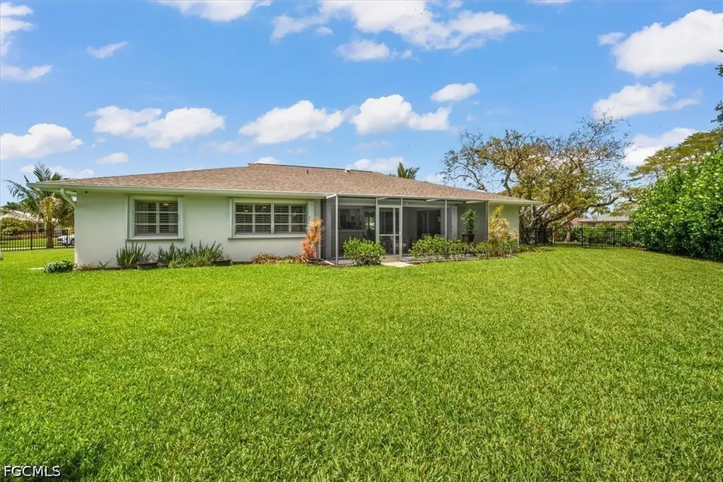 5161 Tanglewood Parkway Fort Myers FL 33919