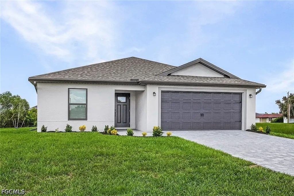 811 Rue Labeau Circle Fort Myers FL 33913