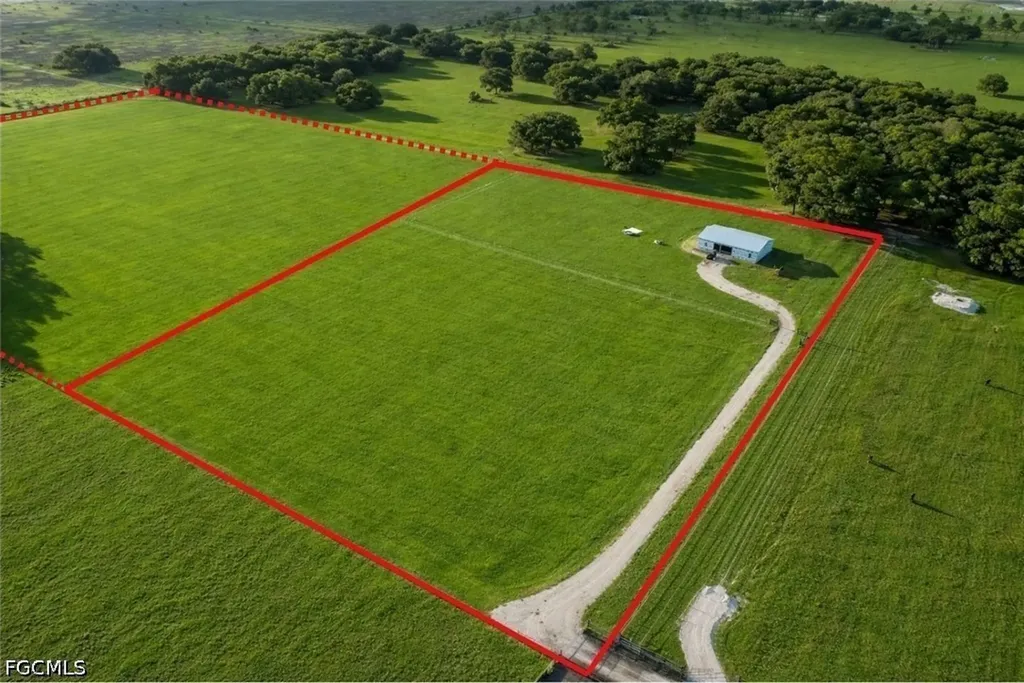 595 Norris Road Labelle FL 33935