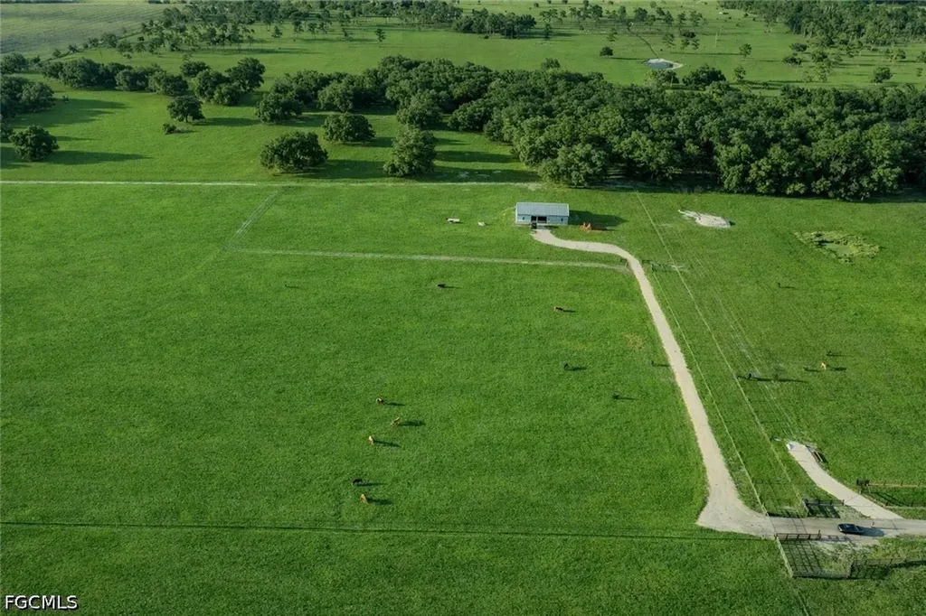 595 Norris Road Labelle FL 33935