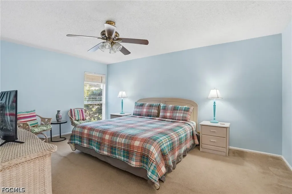 4289 Island Circle Fort Myers FL 33919