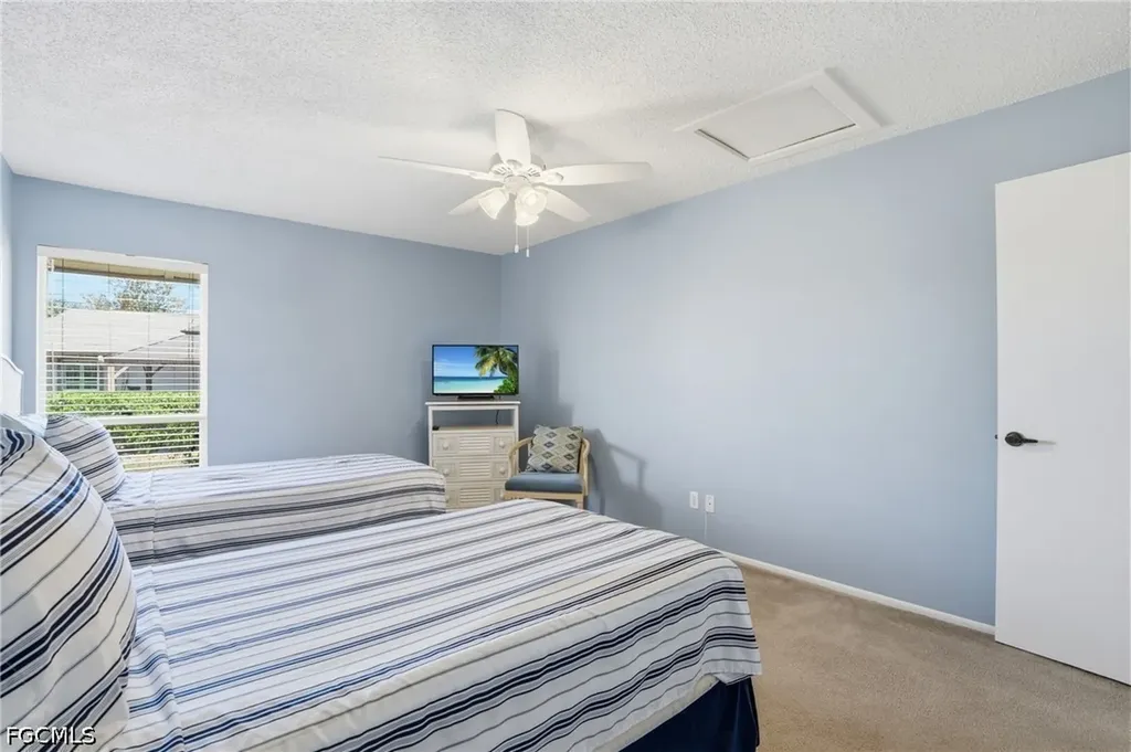 4289 Island Circle Fort Myers FL 33919