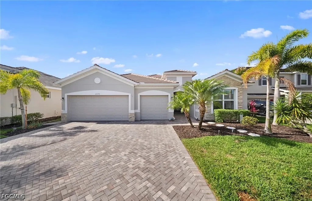 Bonita Springs FL, 16378 Bonita Landing Circle
