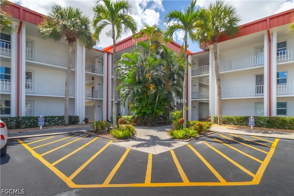 1700 Pine Valley Drive Fort Myers FL 33907