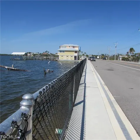 4262 Pine Island Road NW Matlacha FL 33993