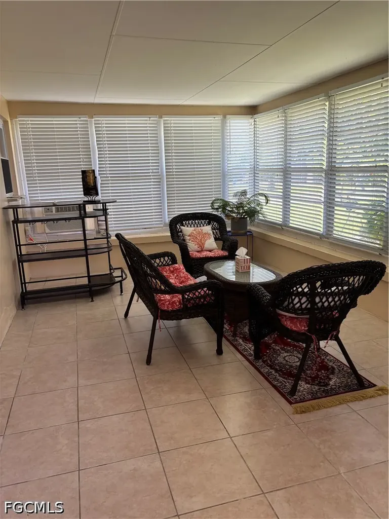 879 Lake Mcgregor Drive Fort Myers FL 33919