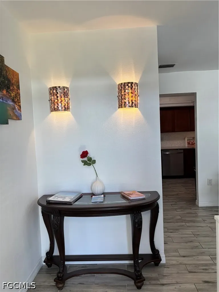 879 Lake Mcgregor Drive Fort Myers FL 33919