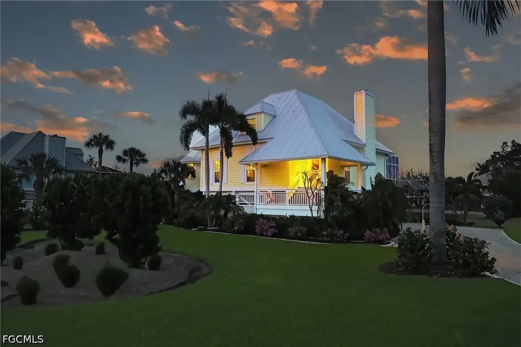 246 Christofer Court Sanibel FL 33957
