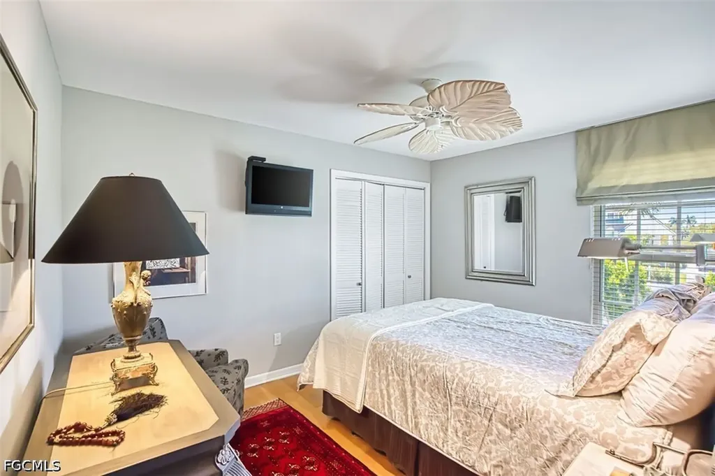 246 Christofer Court Sanibel FL 33957