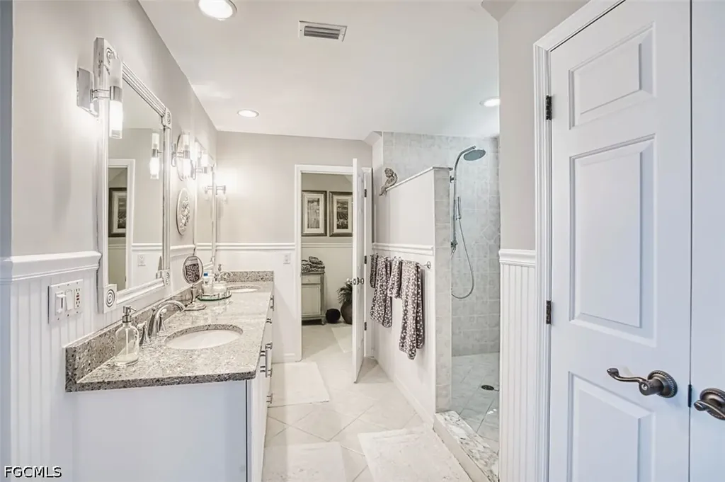 246 Christofer Court Sanibel FL 33957
