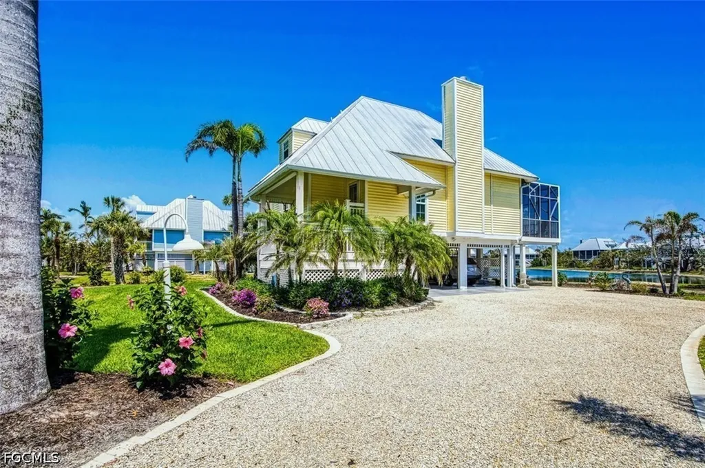 246 Christofer Court Sanibel FL 33957