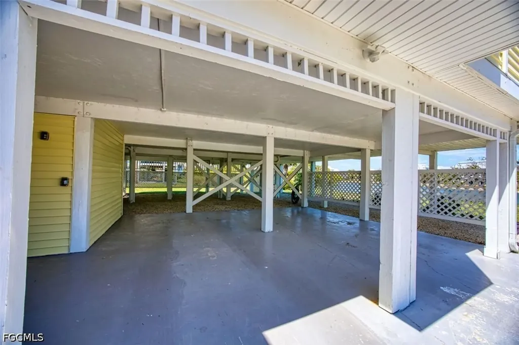 246 Christofer Court Sanibel FL 33957