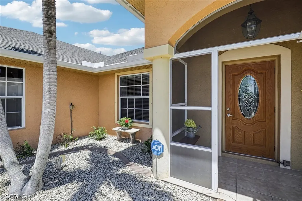 1603 NE 33rd Lane Cape Coral FL 33909