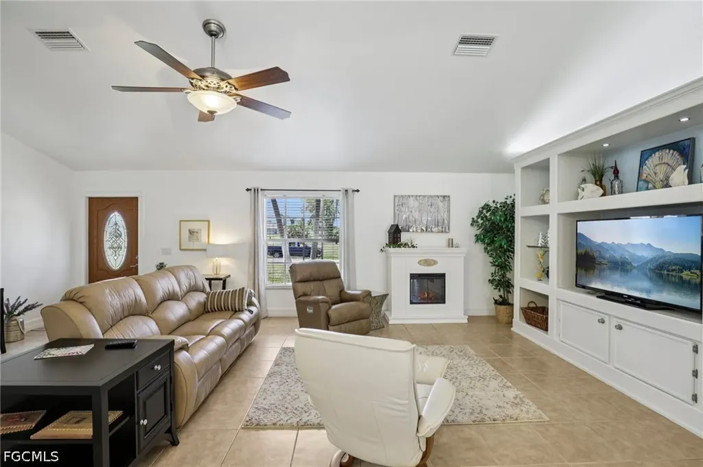 1603 NE 33rd Lane Cape Coral FL 33909