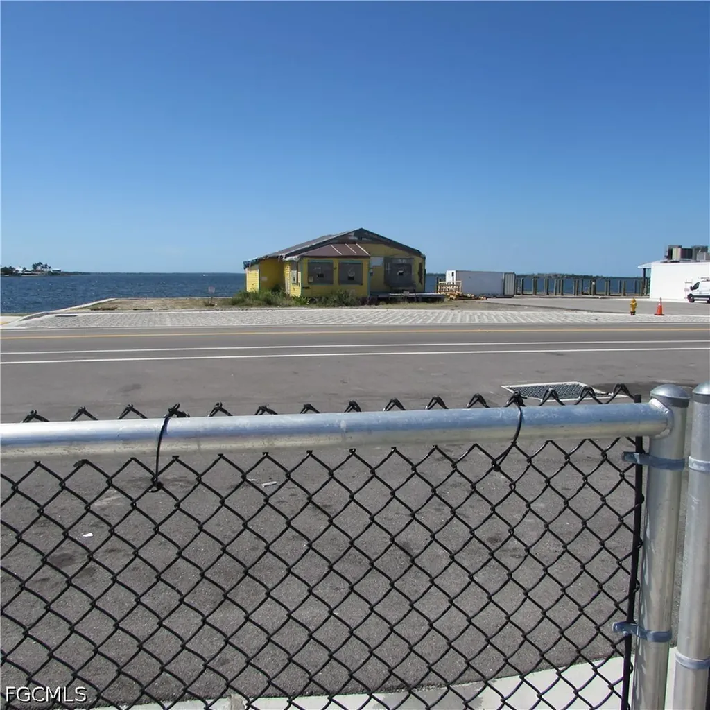 4331 Pine Island Road NW Matlacha FL 33993