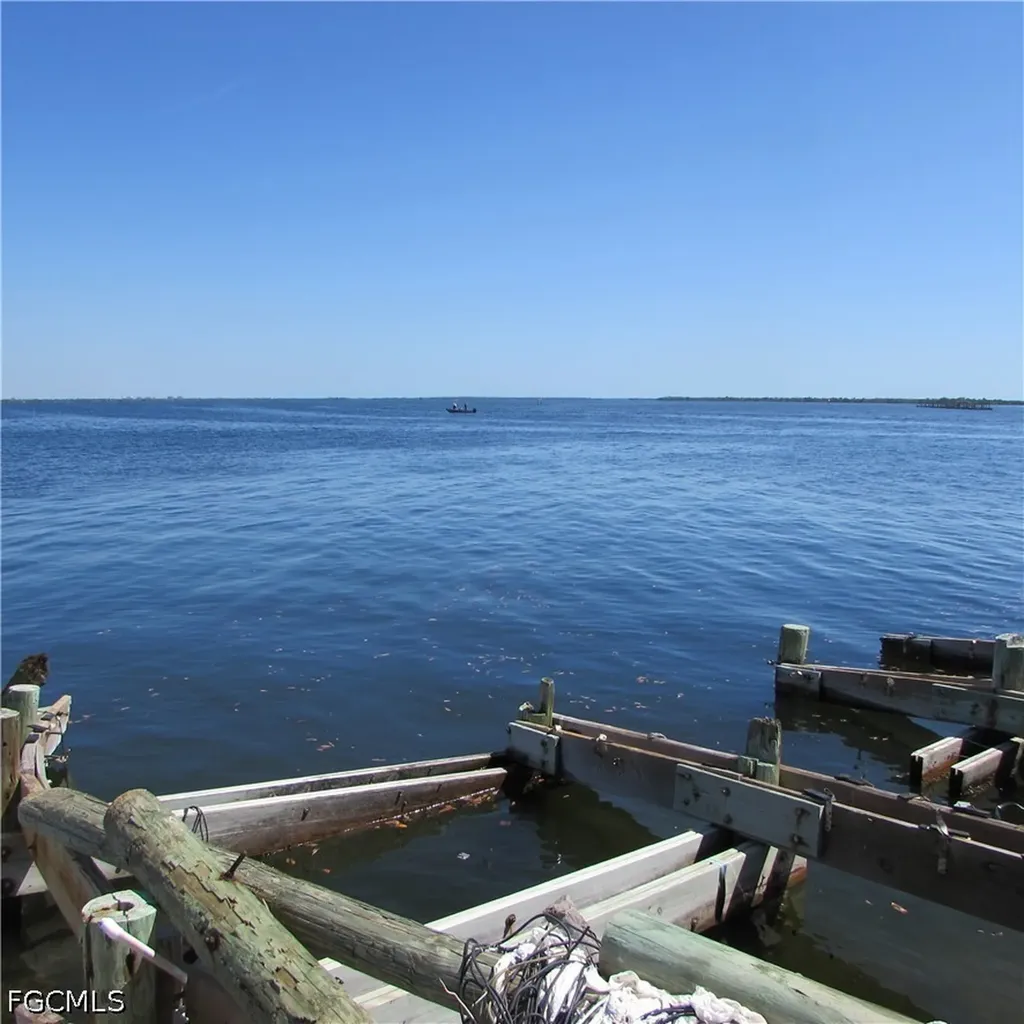 4331 Pine Island Road NW Matlacha FL 33993