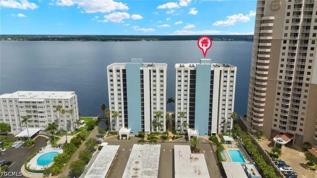 1901 Clifford Street Fort Myers FL 33901