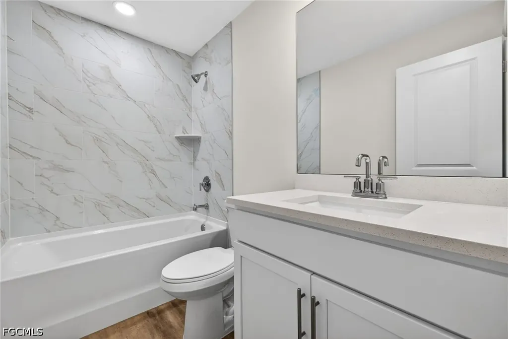 1801 NW 17th Terrace Cape Coral FL 33993