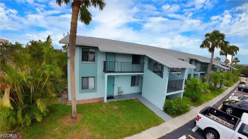 4903 Vincennes Street Cape Coral FL 33904