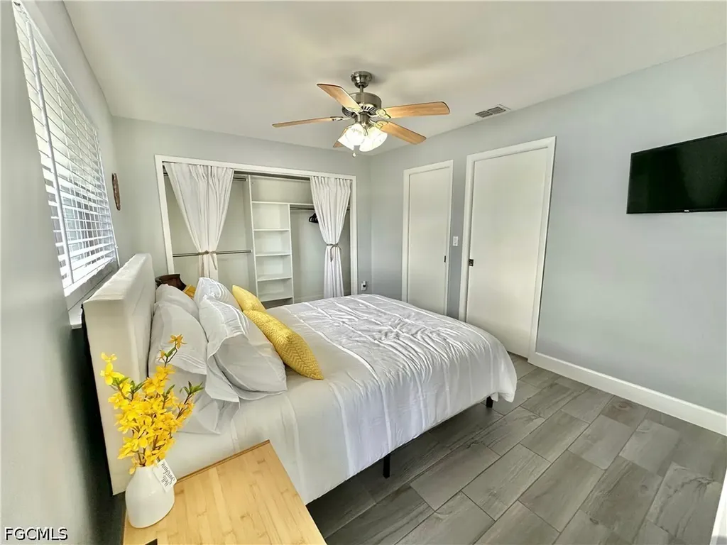 4903 Vincennes Street Cape Coral FL 33904