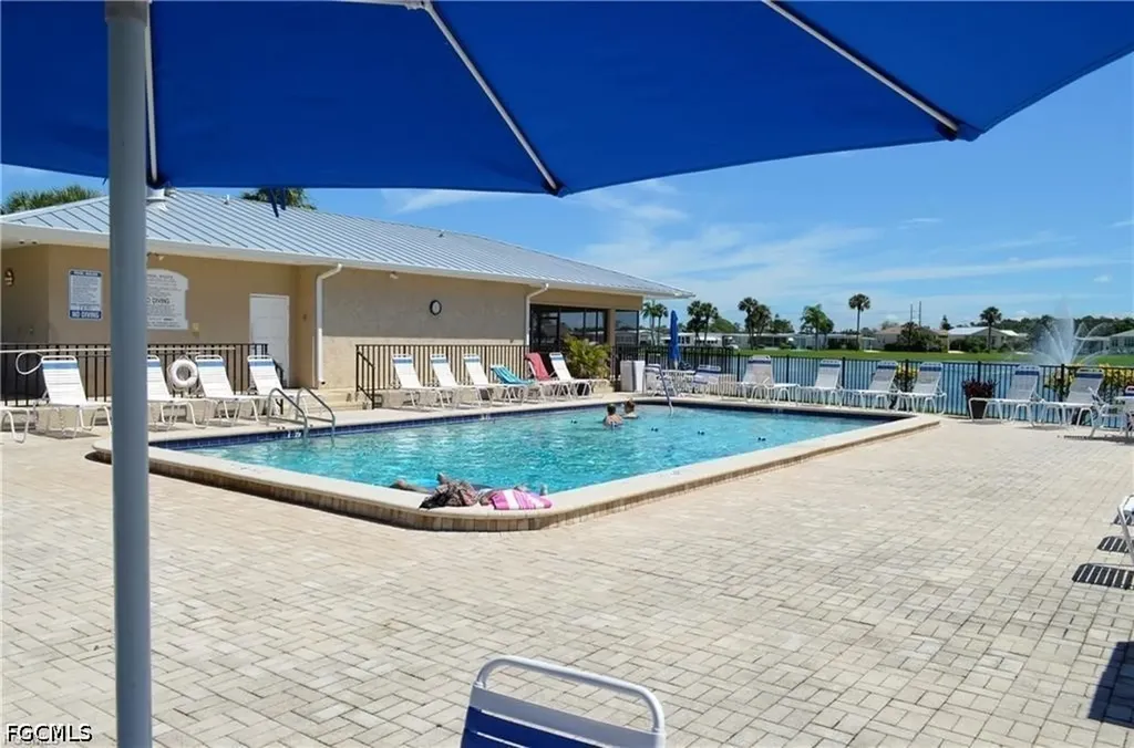 947 Strongbox Drive North Fort Myers FL 33917