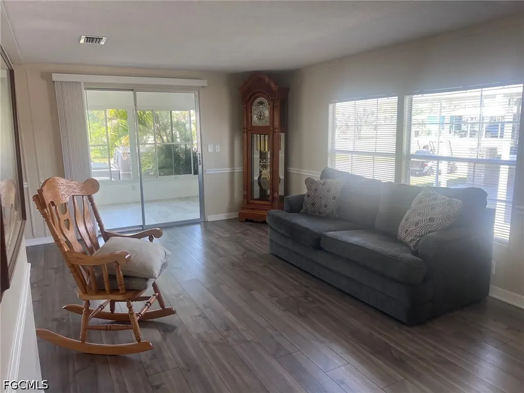 947 Strongbox Drive North Fort Myers FL 33917