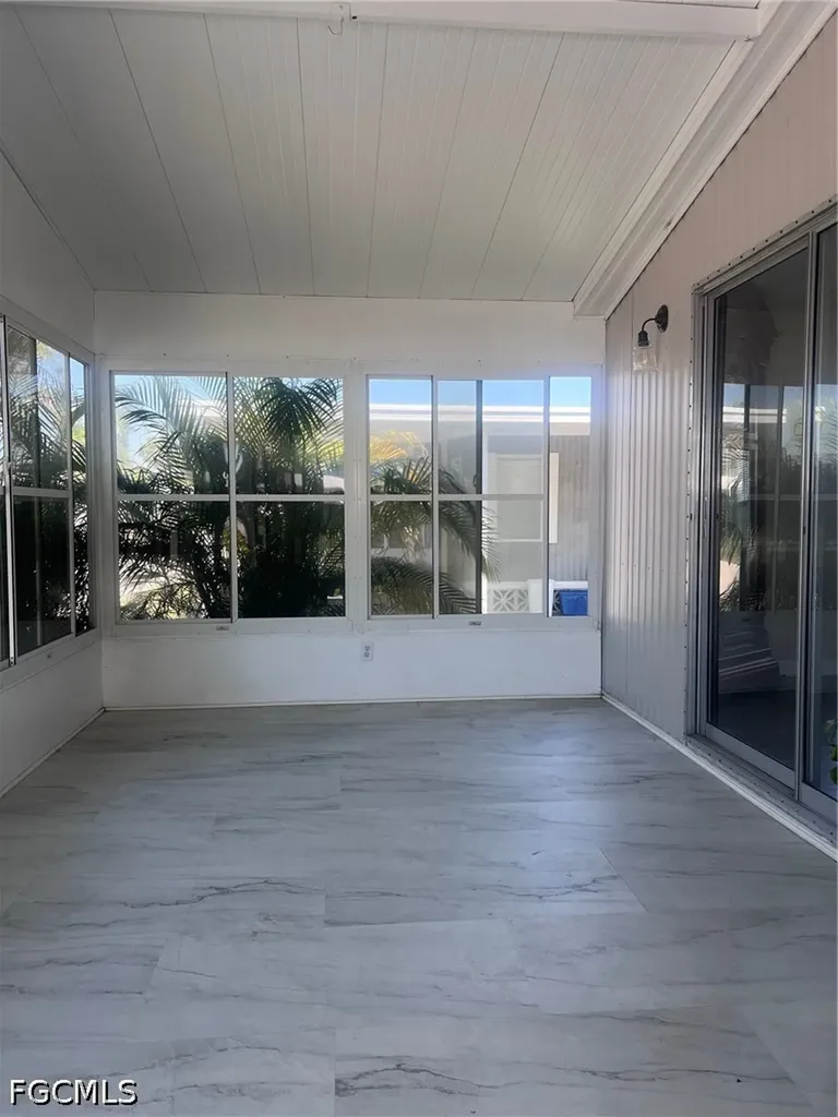 947 Strongbox Drive North Fort Myers FL 33917