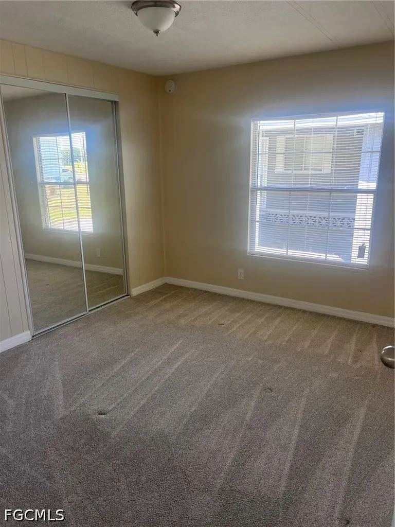 947 Strongbox Drive North Fort Myers FL 33917