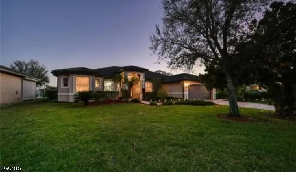 1028 Port Orange Court Naples FL 34120