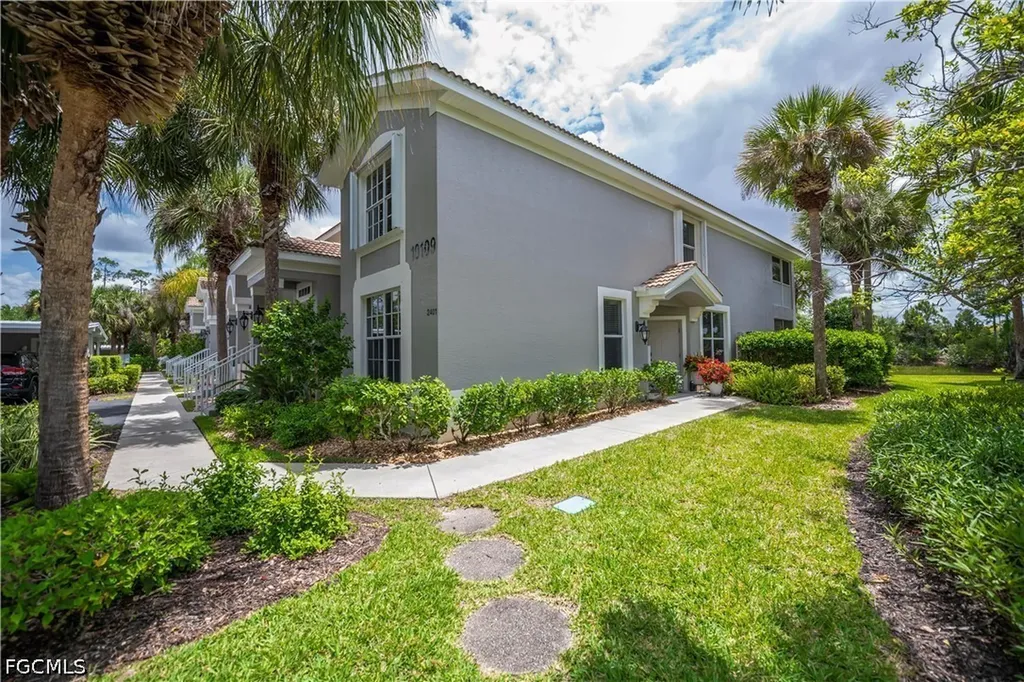 10109 Colonial Country Club Boulevard Fort Myers FL 33913