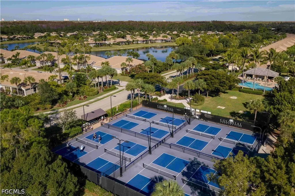 10109 Colonial Country Club Boulevard Fort Myers FL 33913
