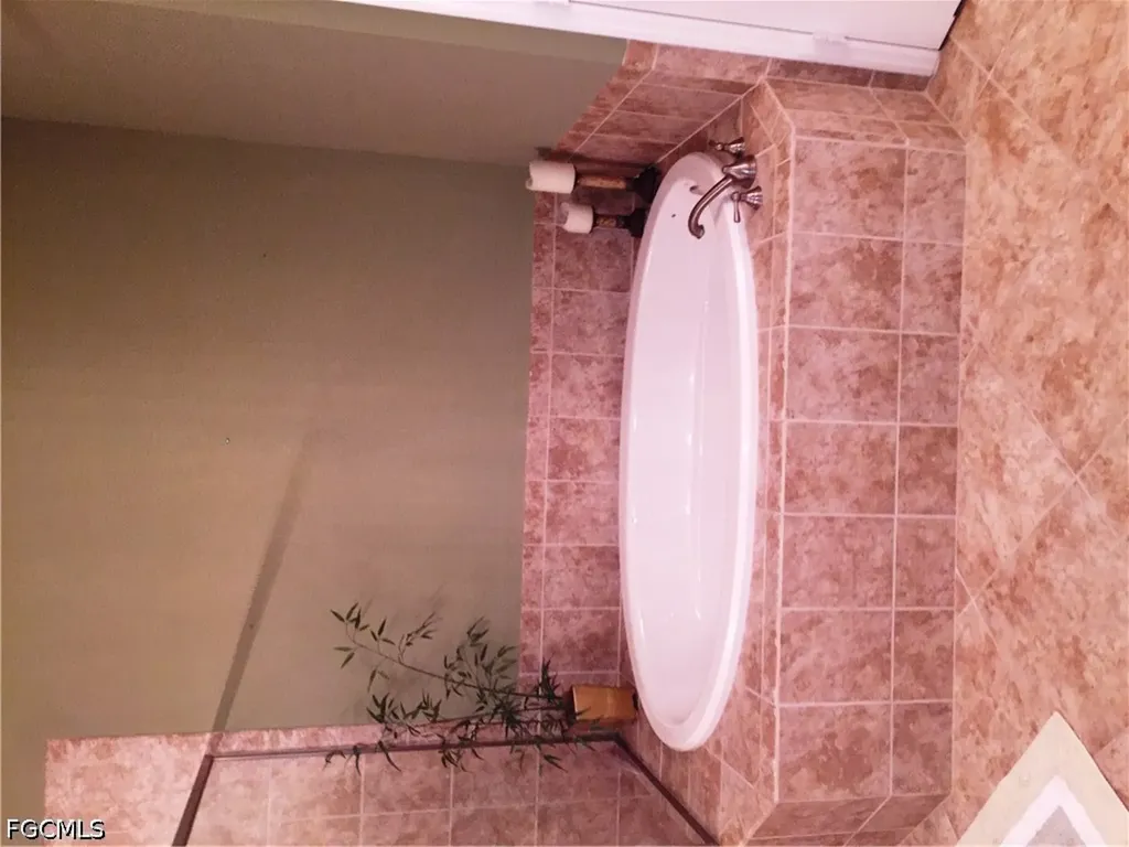 16550 Goldenrod Lane Alva FL 33920