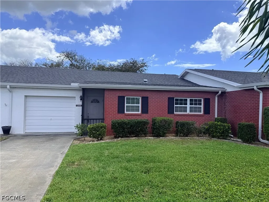 1398 Myerlee Country Club Boulevard Fort Myers FL 33919