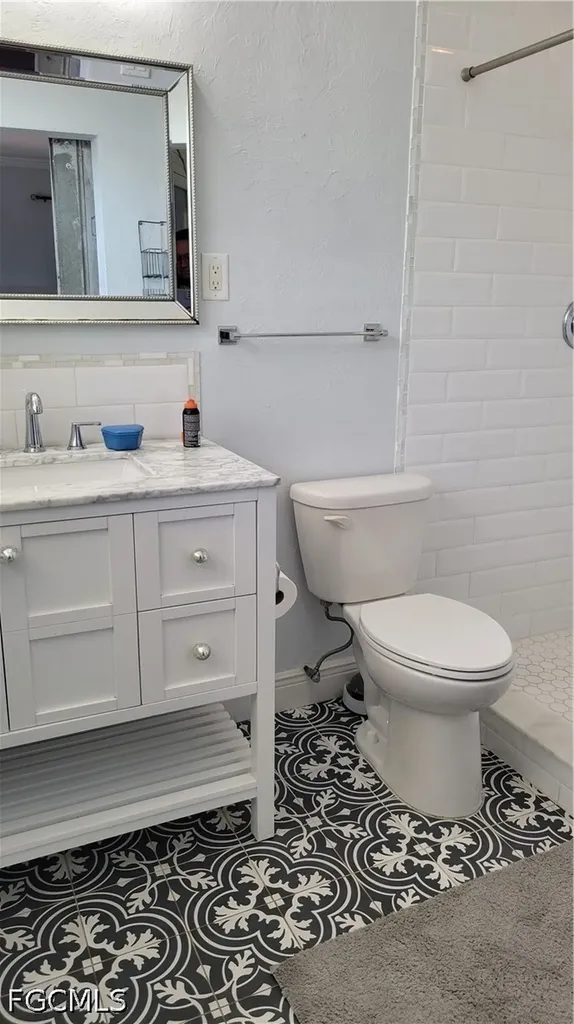 1403 Davis Drive Fort Myers FL 33919