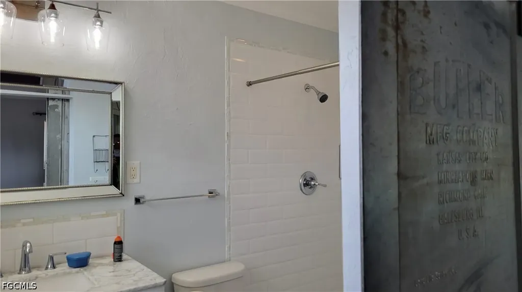 1403 Davis Drive Fort Myers FL 33919