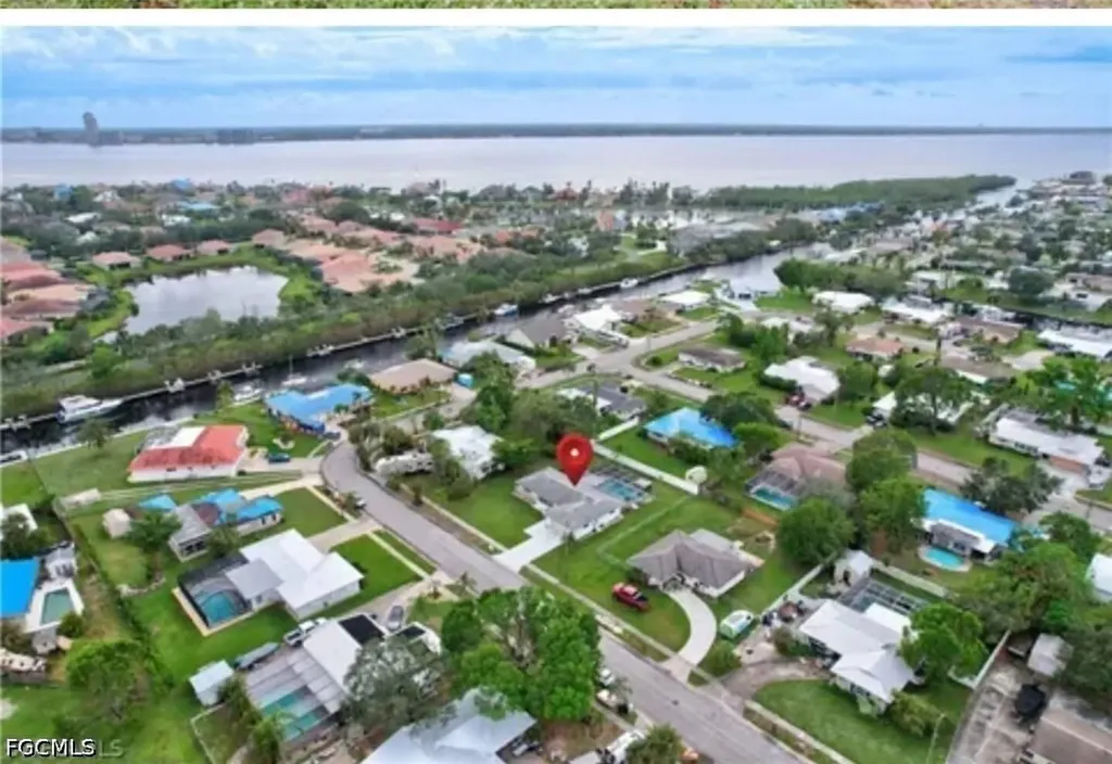 1641 Mansville Terrace North Fort Myers FL 33903