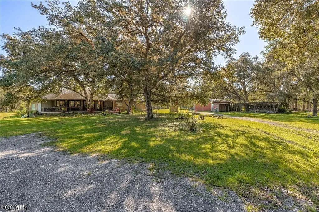 2348 Nine Mile Road Labelle FL 33935