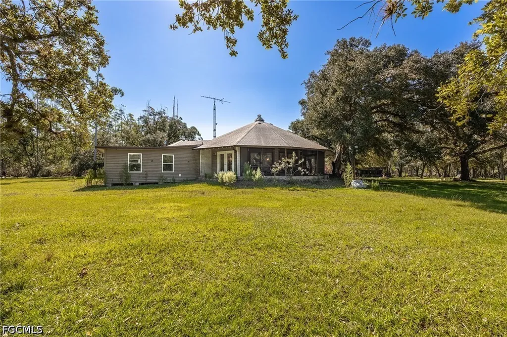 2348 Nine Mile Road Labelle FL 33935