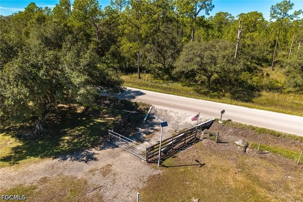 2348 Nine Mile Road Labelle FL 33935