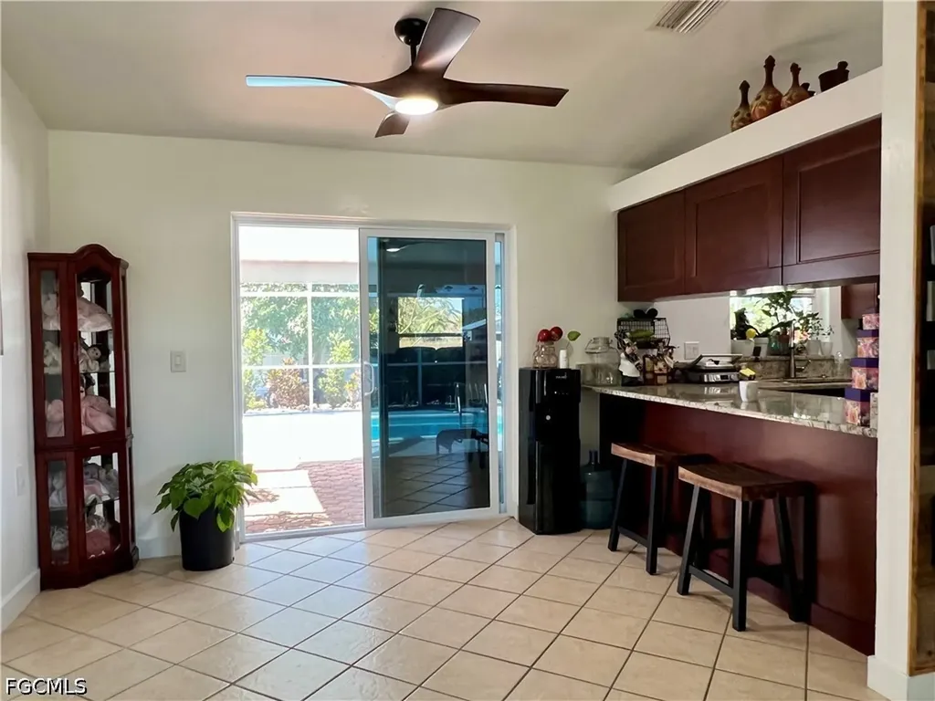 702 SW 25th Street Cape Coral FL 33914